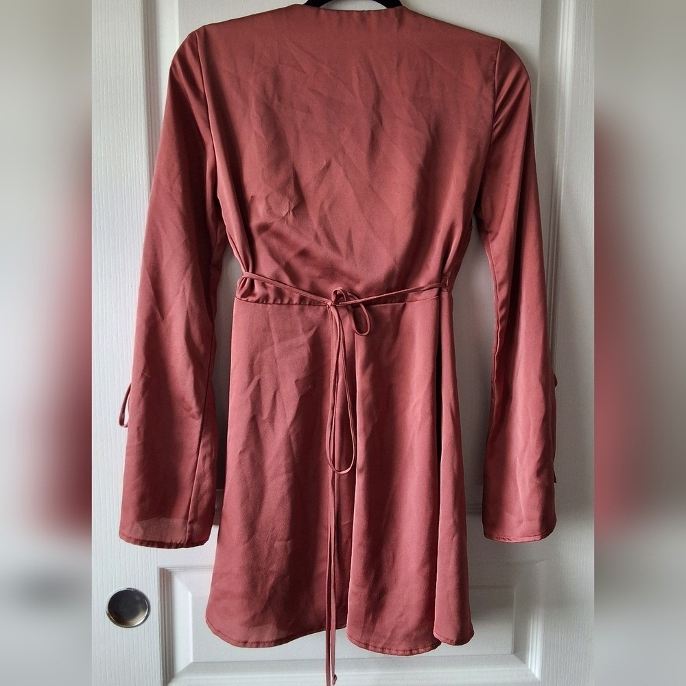 Lulus Satin Wrap Mini Dress Bell Sleeve Tie Cuff XS Fairy Wedding Guest Cocktail - Picture 4 of 6
